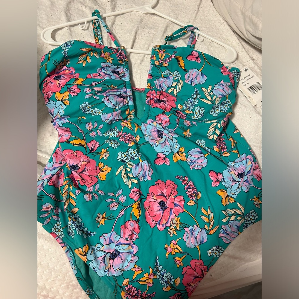 Jessica Simpson Floral One Piece Swimsuit NWT